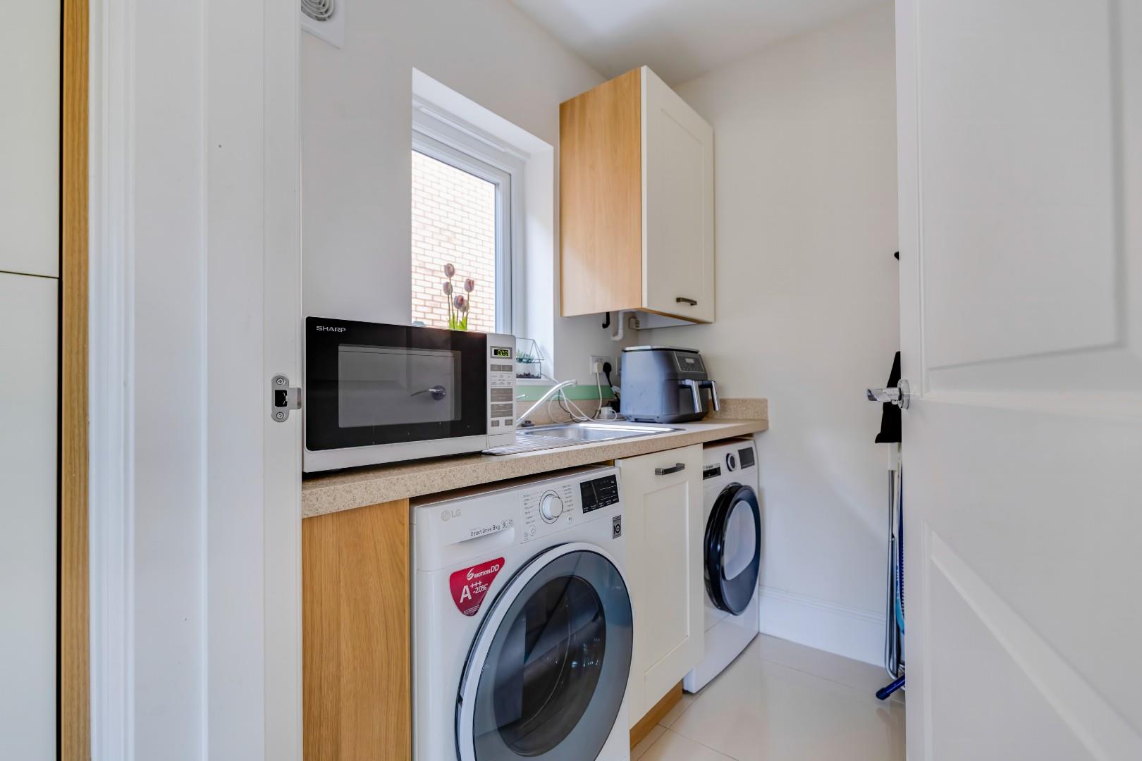 35 Goldsland Walk, Wenvoe, CF5 6FD